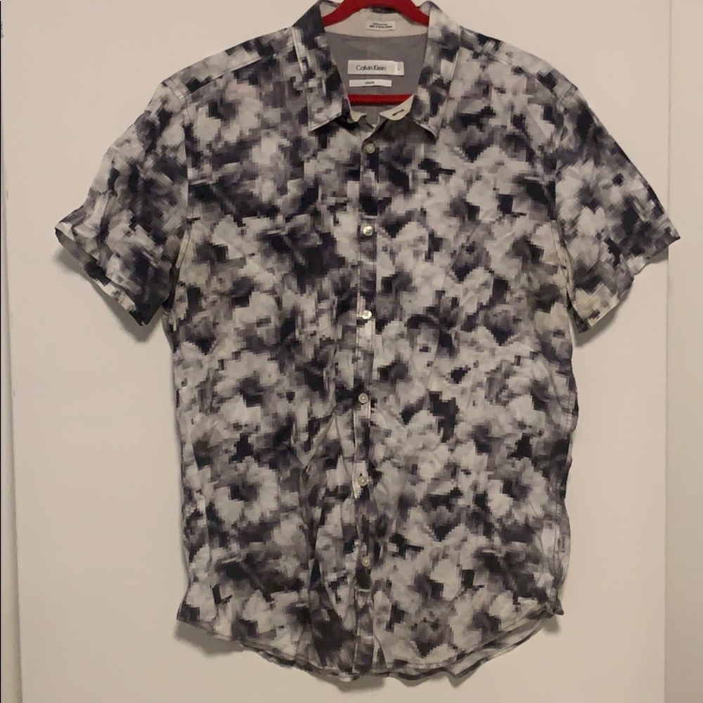 Calvin Klein Pixelated Casual Botton Down Shirt